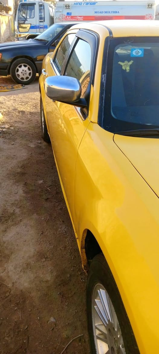 سلام عليكم وباما للبيع موديل 9مكينه كير حدادين تخم تاير سياره جاهزه للعمل خطها بصره عماره مصفره هيئة وغرامات مكان السياره ميسان تفاصيل على خاص ***********
