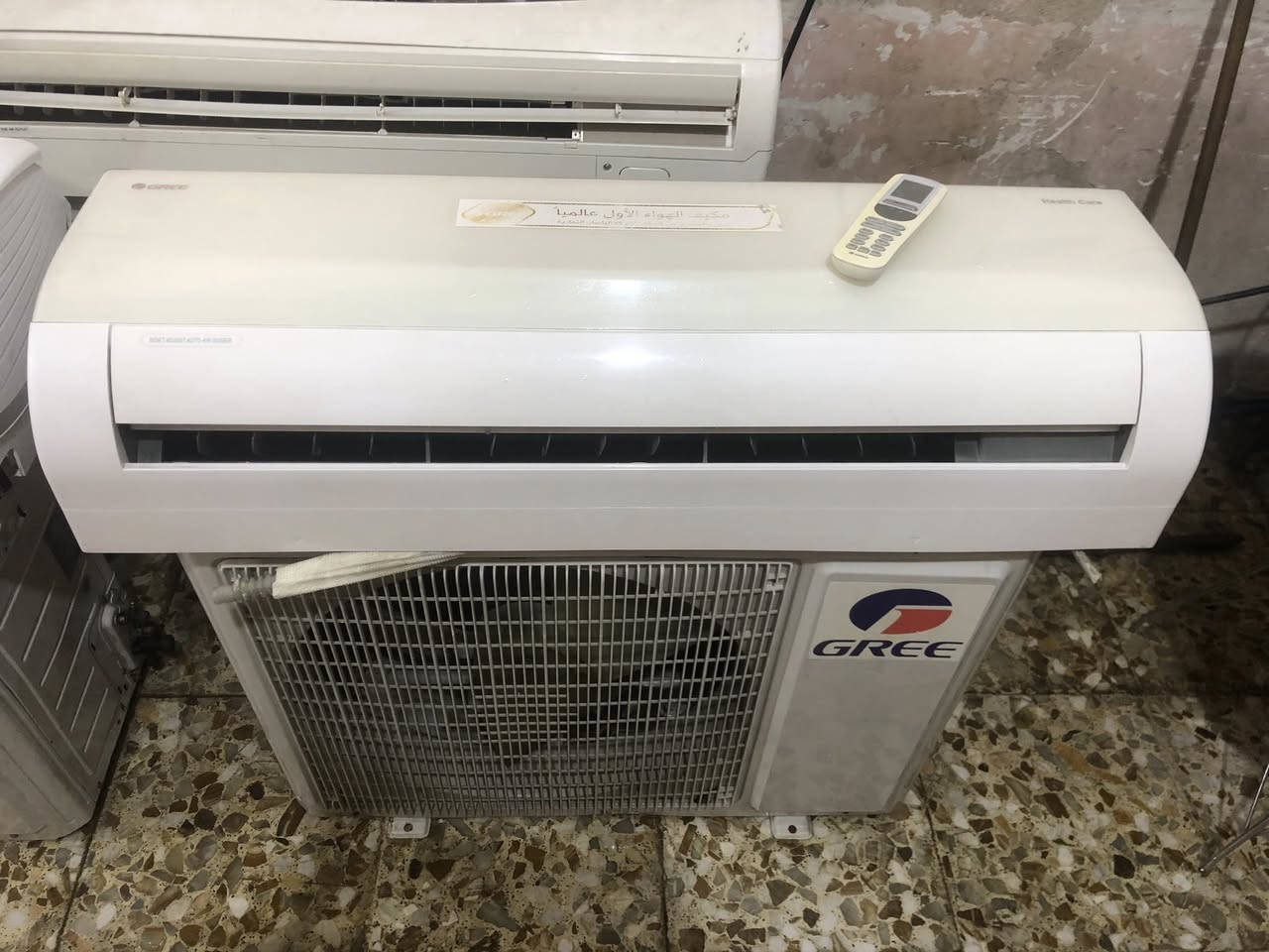 سبالت 2طن عدد 3
توسوت عدد 2

كري 

خارجية وداخلية فقط سعرهم 

850 قفل 

العنوان /بغداد /حي اور 

***********
