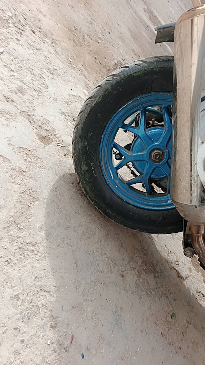 سلام عليكم ماكس عدله للبيع 55 العنوان الدوره المهديه الاولى  رايدهه 550 وبيهه مجال حك الجيه الدراجه كلشي ما ناقصهه
*********** بس واتساب والخاص مفتوح
