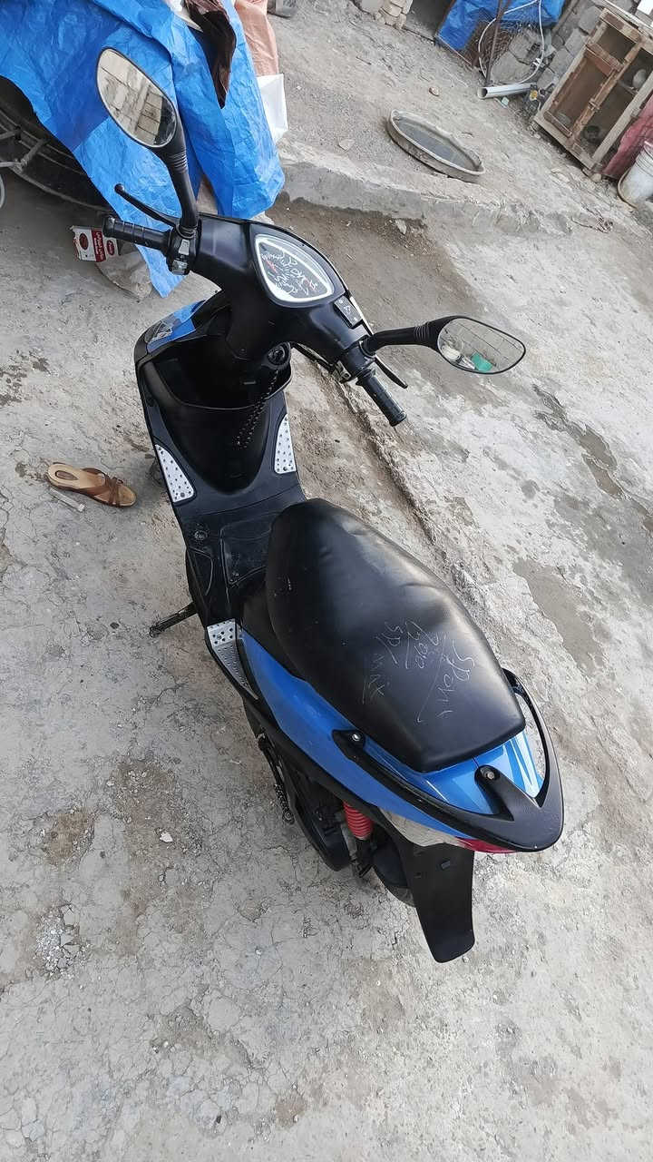 السلام عليكم دراجه ماكس عدل للبيع السعر خاص التاصل على الرقم ***********بي واتساب
