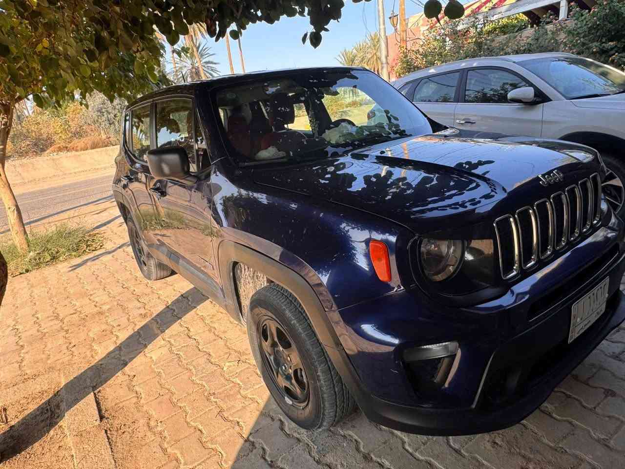 جيب رنجيد 2020 بأسم والدتي   سياره حلوه ومرتبه وجاهزه ونضيفه كلش ماشيه 35 محرك وكير وتبريد وحداديه كلشي تمام بصمه تشغيل وابواب تشغيل عن بعد كامرا دواره خلفيه شاشه بيه مواصفات اخرى سعر 128 وبيه مجال تفاصيل اكثر اتصال ***********
