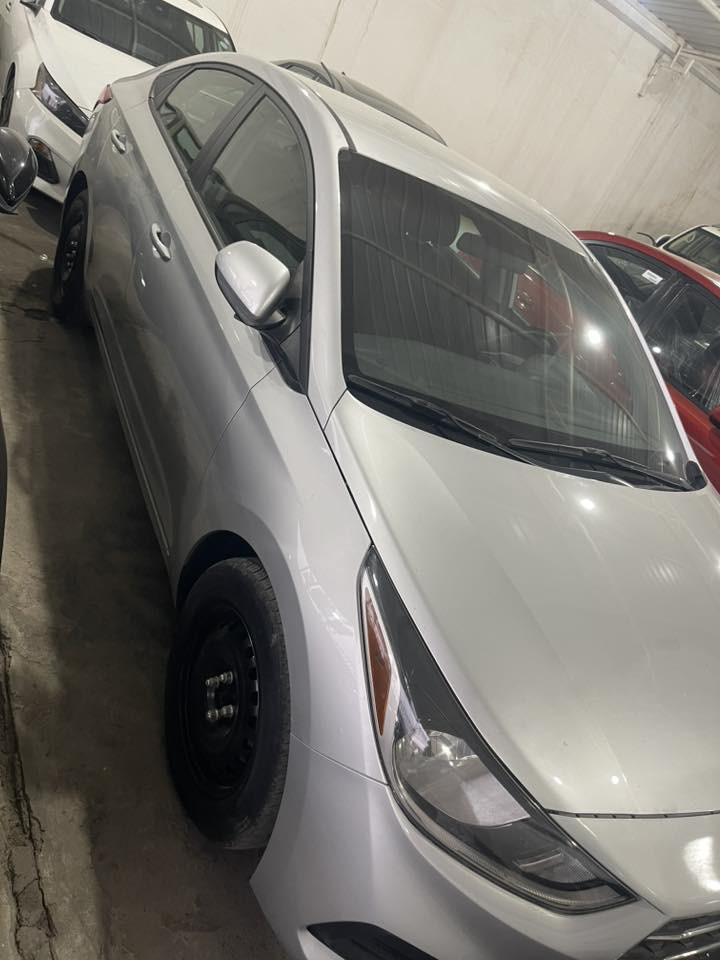 اكسنت موديل 2021 ماشيه 36  بيها جاملغ وبوند بدون دواخل
سعرها 118 وبيها مجال بسيط  ***********
