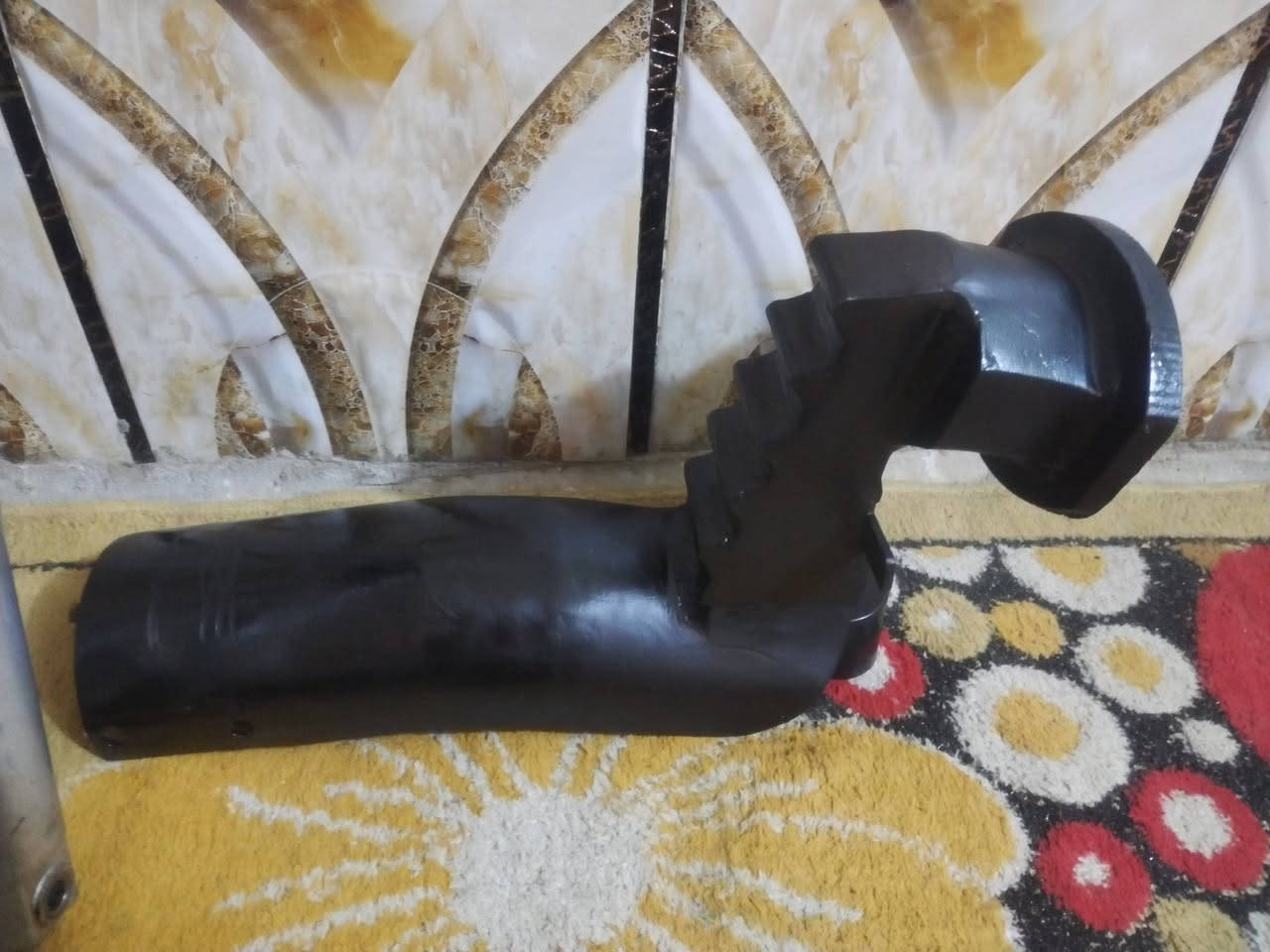 السلام عليكم صدر باكستاني نضيف ونزال ثقيل شرط الطخ للبيع شراي خاص موجود ***********

