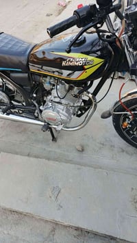 سفان موديل 2025 مكفولة سعر خاص أو واتساب07772444199 أو مراوس حسب القنا...