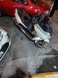 08 للبيع ٥٥٠ وبيها مجال شغال كلشي بصمه كهربائيات ليريدها يجي ياخذها مك...