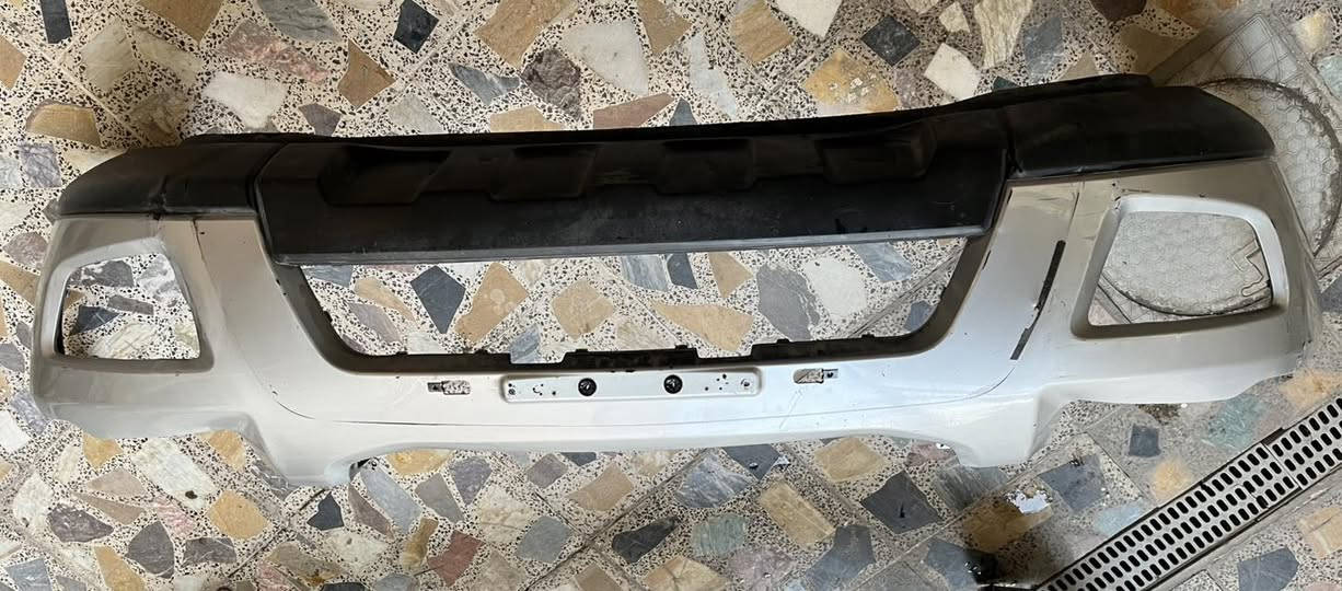 سلام عليكم اخوان … دعاميات سبورتج ٢٠٠٩-٢٠١٠ 
امامي -خلفي
سعر القطعة  ٢٥ الف
ترايش ابواب امامي خلفي جهة اليمين 
سعر القطعة ١٠ الف 
للاتصال ***********
