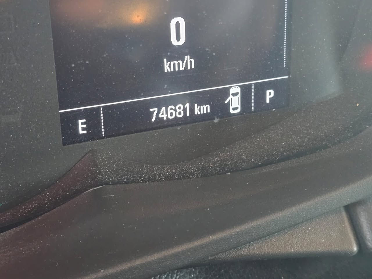 شوفليت تراكس ٢٠٢٢ مواسفات (LT)
دةبل اكسل 
پشت و پيشي كةپسة زور خاوينة بي يرباك 
دو دةرگاي بوياغة لةگةل پةلةك لة جاملغ بي يرباكة 
هةموو شتي بة شةرتة مةكينة ١.٥ توربو  نةكرايتةوة بة شةرت 
نرخي ١١٨ معاملةكي تيداية 
سيارةكة فروشتن و گورينةوةية 
***********

شوفليت تراكس موديل ٢٠٢٢(LT) 
دبل اكسل 
سيارة بجم خلفي كبس بدون ارياك 
بابين صبخ و شوية علا جاملغ بدون ارباك 
سيارة كل شي بشرط محرك ١.٥ توربو  ما مفتوت 
سعر ١١٨ ورقة بية مجال بسيط
سيارة بيع و مراوس 
***********
