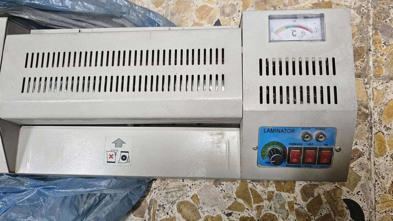 السلام عليكم ورحمة الله وبركاته 
للبيع جهاز كبس حراري السعر 
٣٥ الف استخدام كلش قليل 
مكاني بغداد حي العامل 
***********
