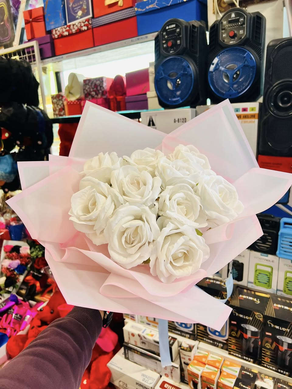 #بوكيه_ورد_بشكال_مختلفه
#وايضا_نشتغل_حسب_طلب
 #بــانـــسـب_الاســـعار👌🏾                 
#العنوان:تكريت القادسيه قطعه 500مقابيل مدخل مجمع الطبي✅
الاستفسار***********

#اكسبلور_العراق_صلاح_الدين_تكريت_القادسيه
