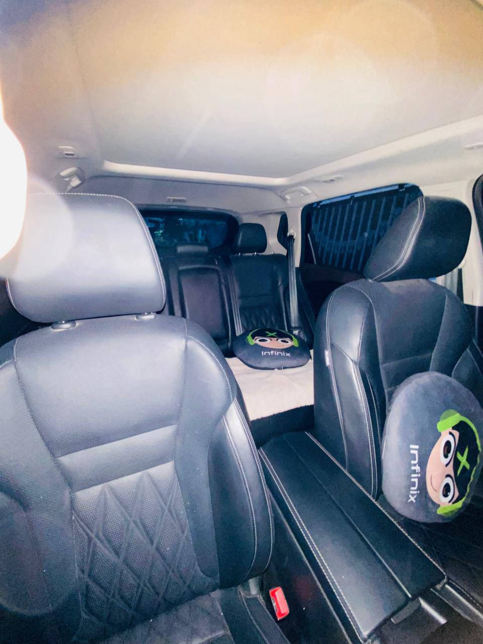 السلام عليكم نيسان روج بلاتينيوم اعلى فئة بلروج 
Nissan
Rogue, Platinum AWD 2023
صبغ جاملغ وربع باب فقط بدون ايرباكات 
دخلت ماشية 28 كيلو حاليا 35 كيلو سيارة بدون نقص جديدة كلش رقمتها على ايدي رقم شمالي اربيل
***********
