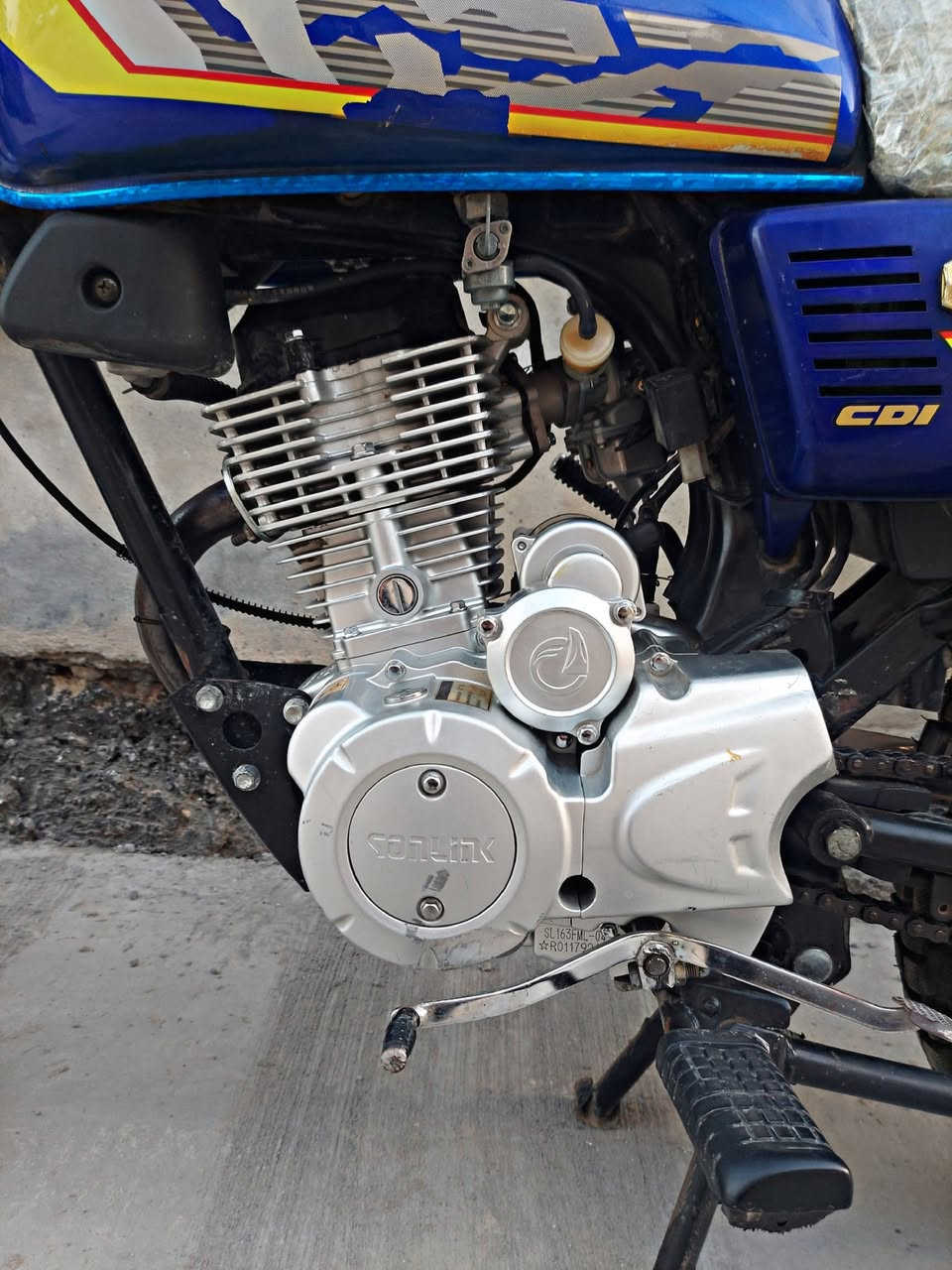 ايرانى سونك موديل 2024 حجم 200cc
نضيفه مكفوله +3اوراق
نقص صينيه زنجيل +اشاير وكافه سبب المي بقيه مكفول كلشي شغال تجي لبيت تفحص تقتنع يله تشتري
دراجه نشاط وشلعه وسرعه 
 عنوان فلوجه تصال او وتساب فقط ***********
سعر 650بيها مجال قليل
