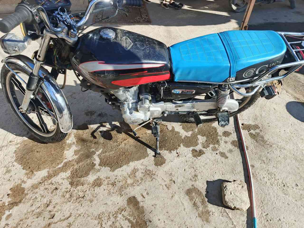 دراجه وراق خمسه كير المكان كربلاء السعر 350 ***********
