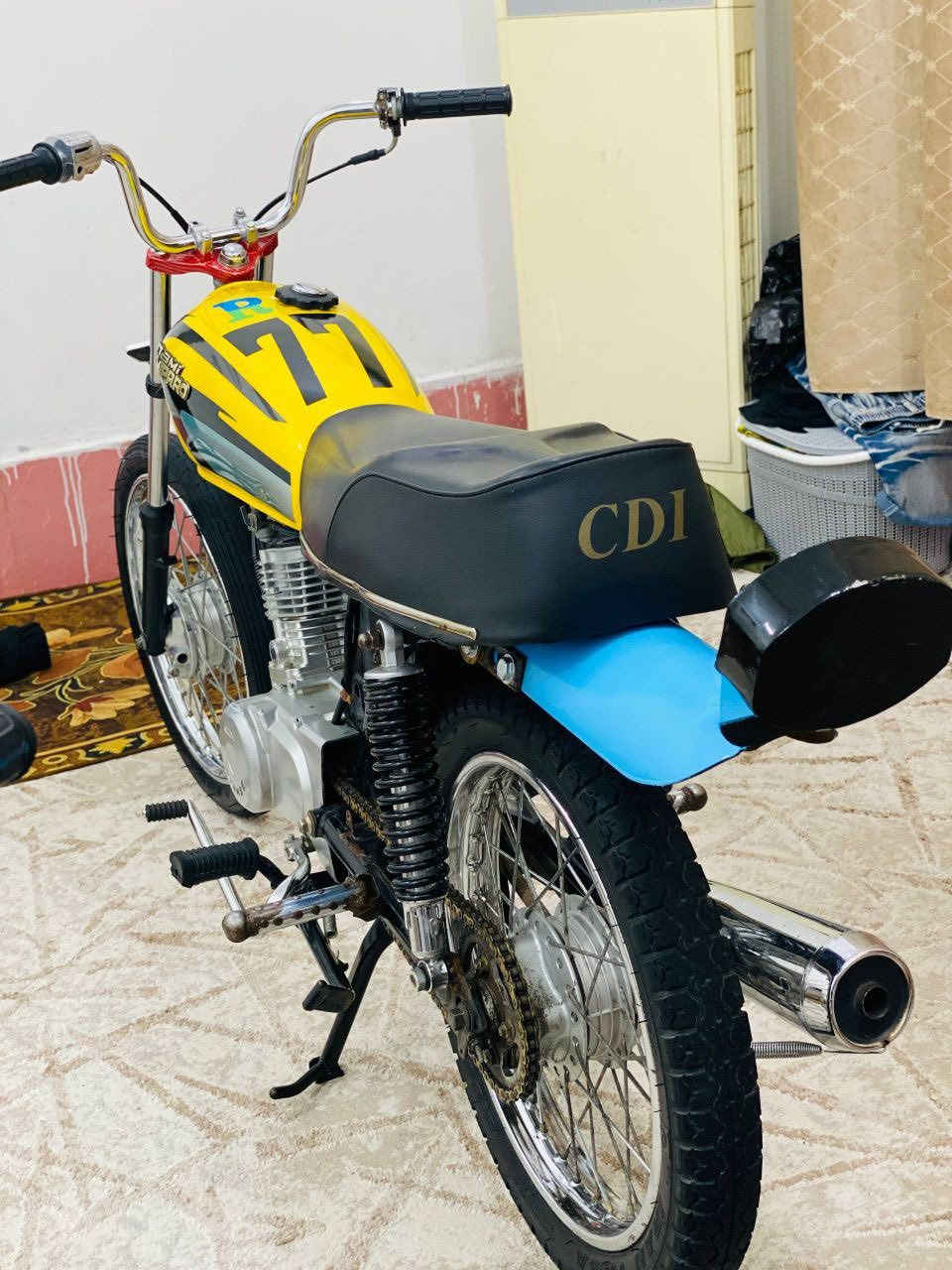 سلام عليكم  دراجه  للبيع أوراق اسكنر ٢٦ انتنس خير من الله بلشارع تفاصيل ***********
