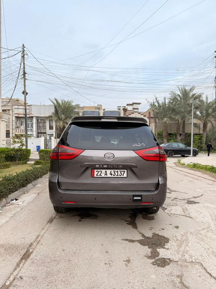 تويوتا سينا 2016
السياره جديده بيها بنيد وجاملغ فقط وبيه خط كربلاء
موبايل ***********
السعر 172 وبيه شي بسيط ماكو هيج سعر بسوك كله 
كراسي كهرباء 🔴 
فتحه 🔴 
بصمه🔴 
تدفئه كشنات 🔴
شاشه 
كامره
حساسات 
وبعد بيها هواي موصفات 
السياره عليها منضومه غاز جديده 🔴🔴
ورقمها خط 🔴🔴🔴 
مكانها بغداد
