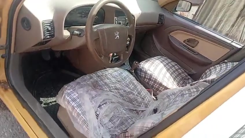 سلام عليكم بيجو اكد موديل 16 كير ومكينه وتبريد كفاله بيه بارد بل جاملغ الوره مثل ما موضح بالصورة بيه باب سايق مبدل سنويه بسمي تحويل مباشر مصفره هيئه وغرامات سعر ٢٩بيه مجال ***********/واتساب /*********** سيم كارت
