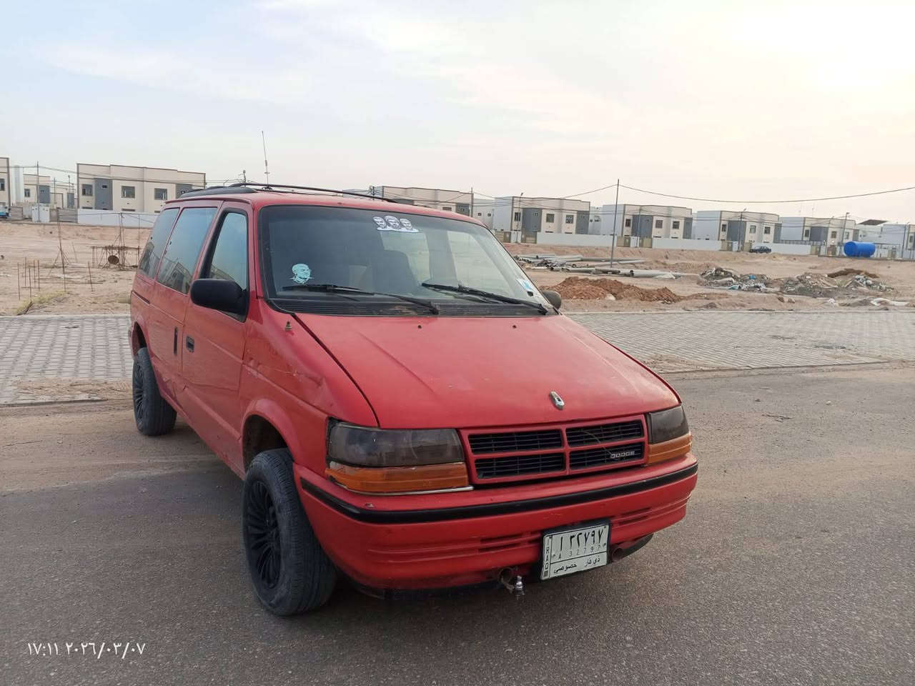 شوفر ليت كرفان.. موديل 1991.. كير ومحرك كرونة 2000 السعر 30 مكان نجف ***********
