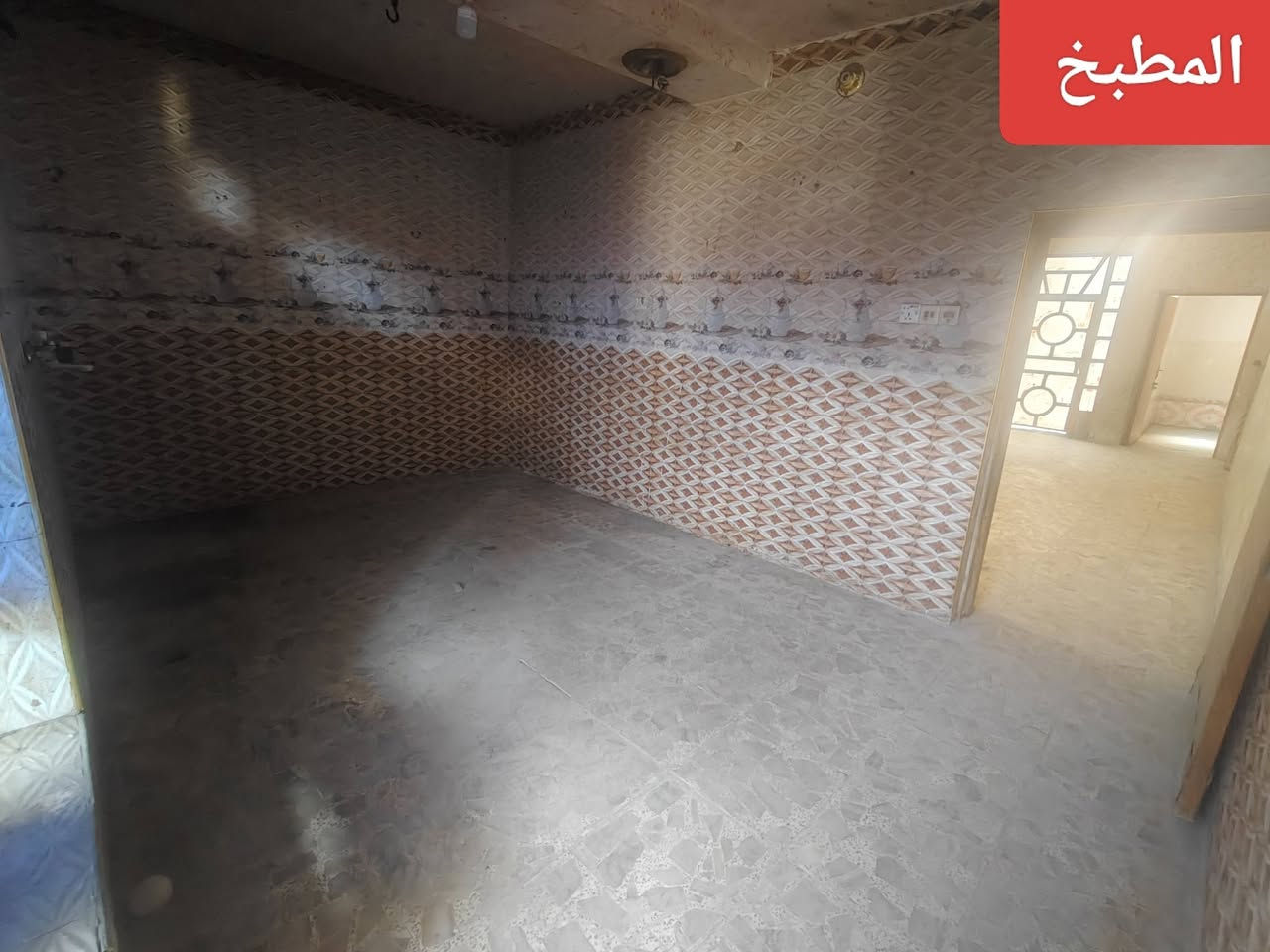 #يــوجد_بيـت___للإيـجار
#البيـت___يحـتـوي_علـى_3_غـرف_نـوم
#المــساحة_250متر___المــوقع_حـي_المطـاط
#خلـــف__مدرســة_الجوهـرة_السعـر_250_الــف
#للإســتفسار_المراســله_خــاص_أو_الأتصـــال
#ـــــــ***********____***********
