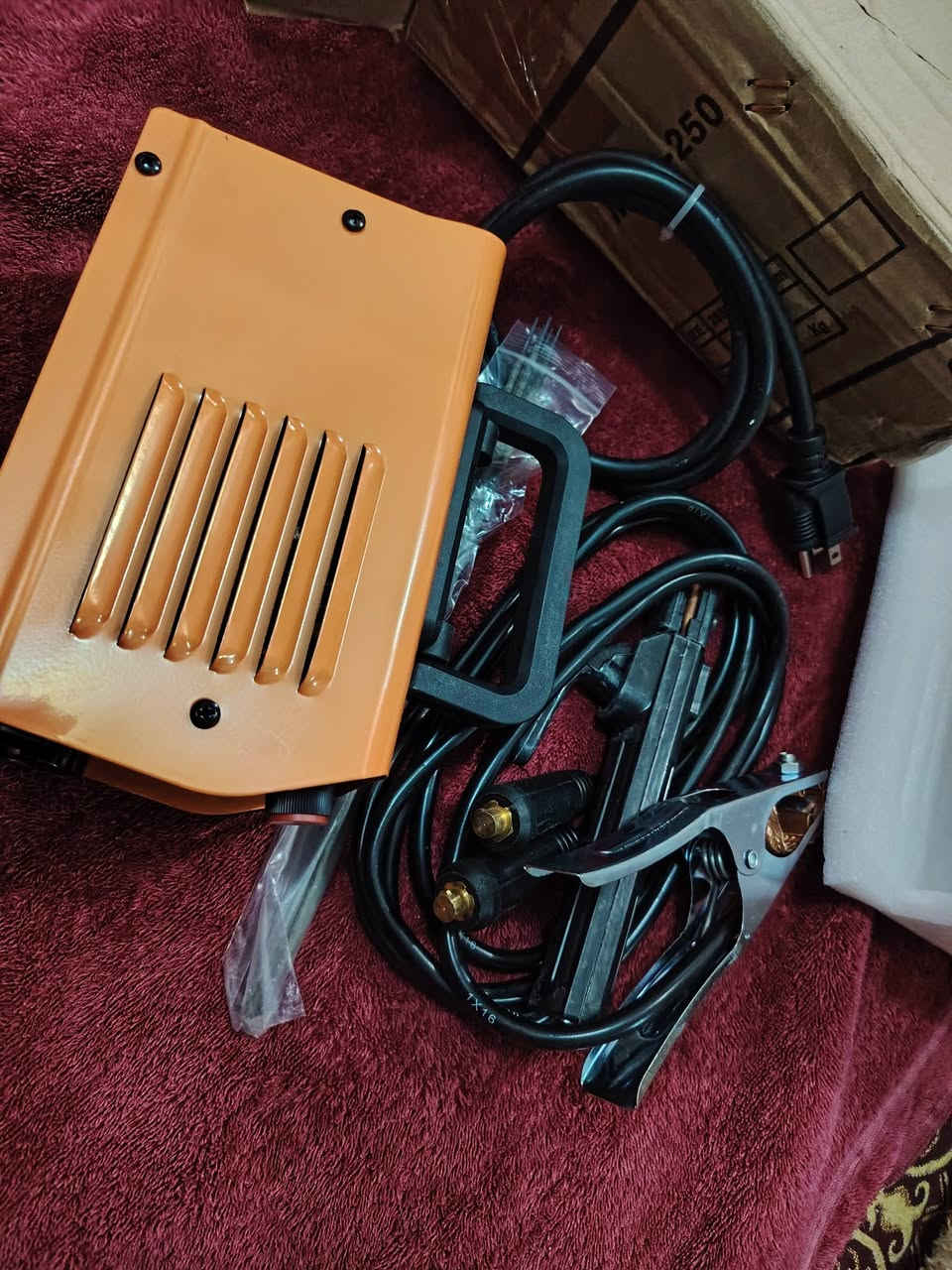 السلام عليكم مكينه لحيم وسط جاي
سعره 35مكاني واسط كوت
***********
جاي تنباع ب 65
