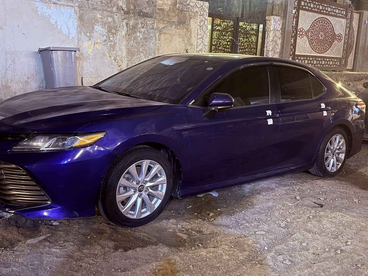 السلام عليكم كامري موديل 18اربيل بسمي كير مكينه حداديه كفاله تبريد ثلج حادثهه جاملغ وباب بدون ايرباك للاستفسار ***********
