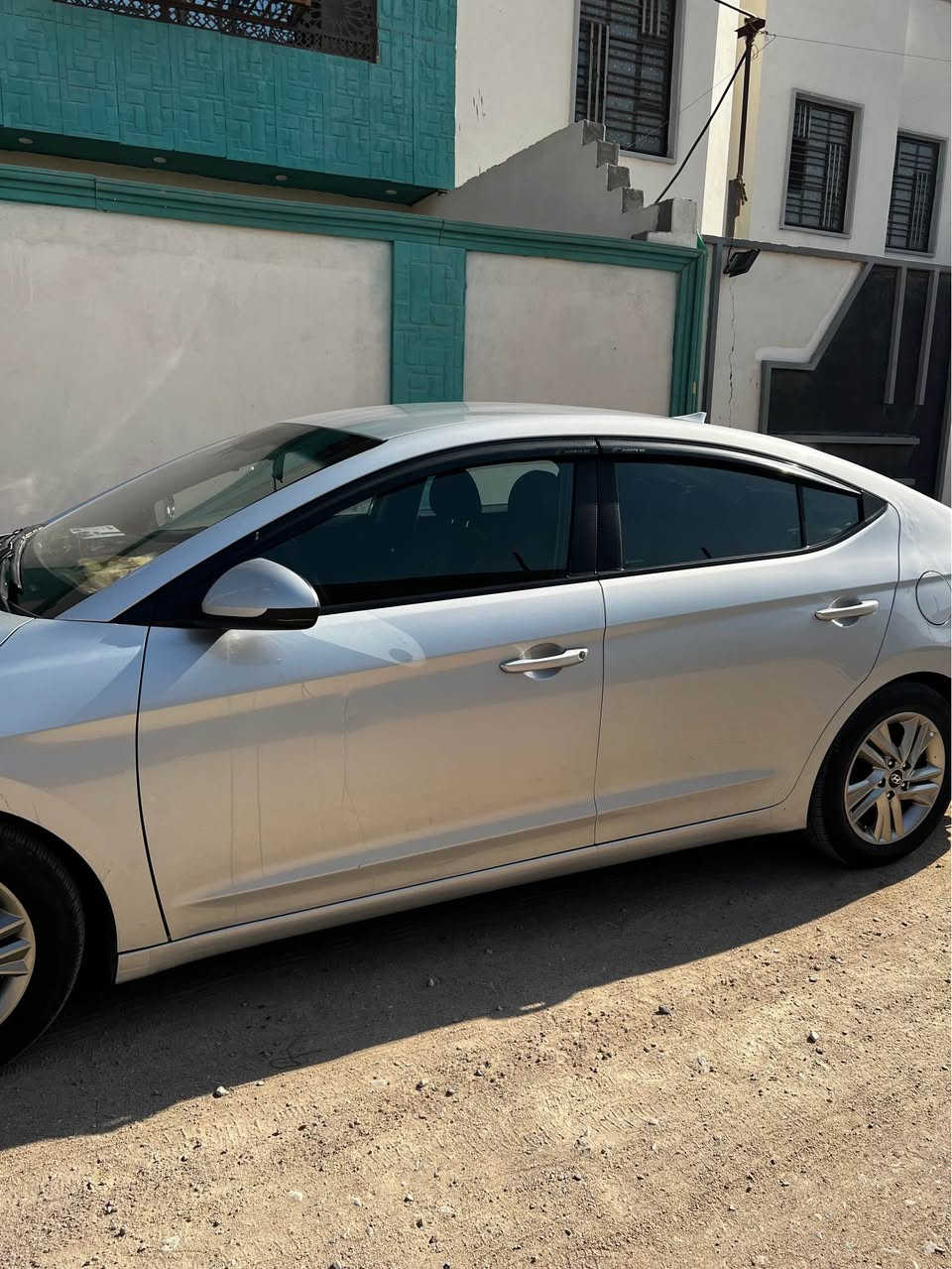 النترا 19 وارد امريكي 
حادثها صندوك وبيها حادث بالعراق موضح بالصور
*********** الزبير, البصرة
