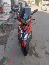 ثعلب نوزل بحالة الرمبة مكينه مكفولة ممفتوح برغي واحد بيها كلجات بلادية...