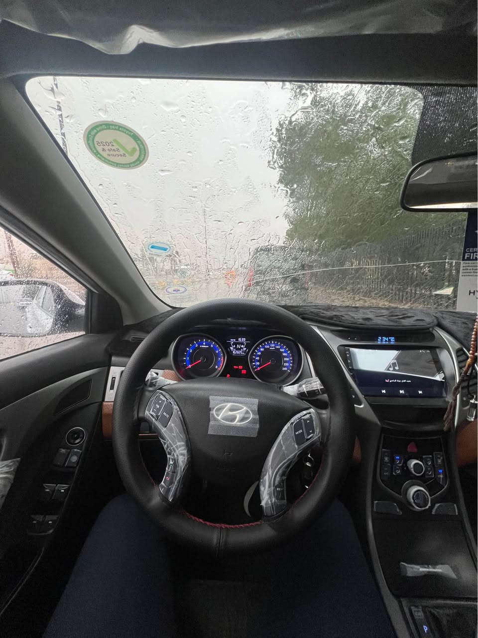 الانتر افانتي وارد كوري موديل 2016 رقم بصره سنويه الى 2029 فقط صبغ بكوريه بيبان ثنين كد شبرين سياره نضيفه انضف من صوره محرك 1600 السعر 120 رقم الهاتف *********** Colombo, Sri Lanka
