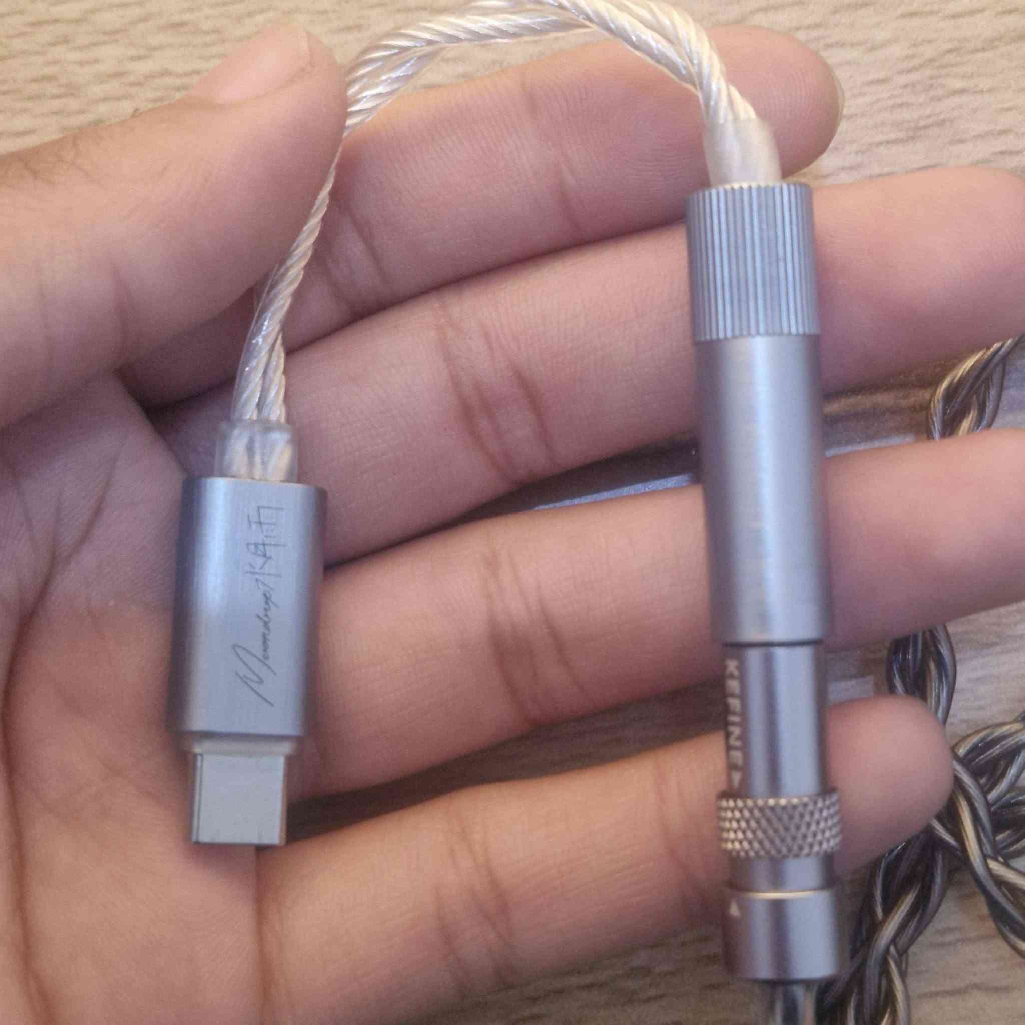 سماعات kefine quatio للبيع
سماعات نظيفة صارله شهرين عندي مابيه اي عطل غراض كاملة و راح انطي وياه الdac 

رايده هي و التحويلة ب175 الف وبيه مجال بسيط

 مكاني بصرة و توصيل متوفر

هذا رقمي للي يعجبه ***********
