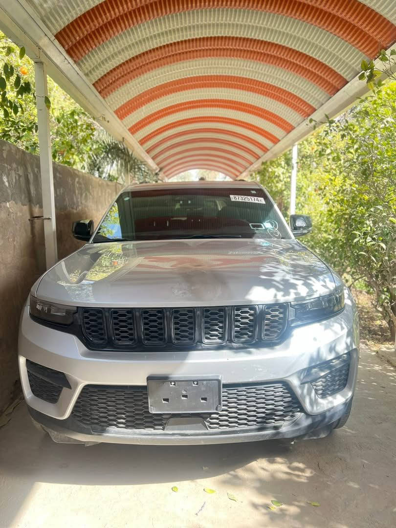 سلام عليكم جيب 2024 وراد امريكي دخول جديد بسمي سياره بدون رقم محرك 3600 خمسه راكب المرغوب فوول موصفات تشغيل عن بعد تحكمات ستيرن تبريد قطعتين كشن كهرباء ومساج ردار إشاره مريء سياره فتحه جنطه كهرباء نظام ترحيب سياره ماشيه 9 الف مكان سياره بابل ورديه خارج سعرها 327 
***********
