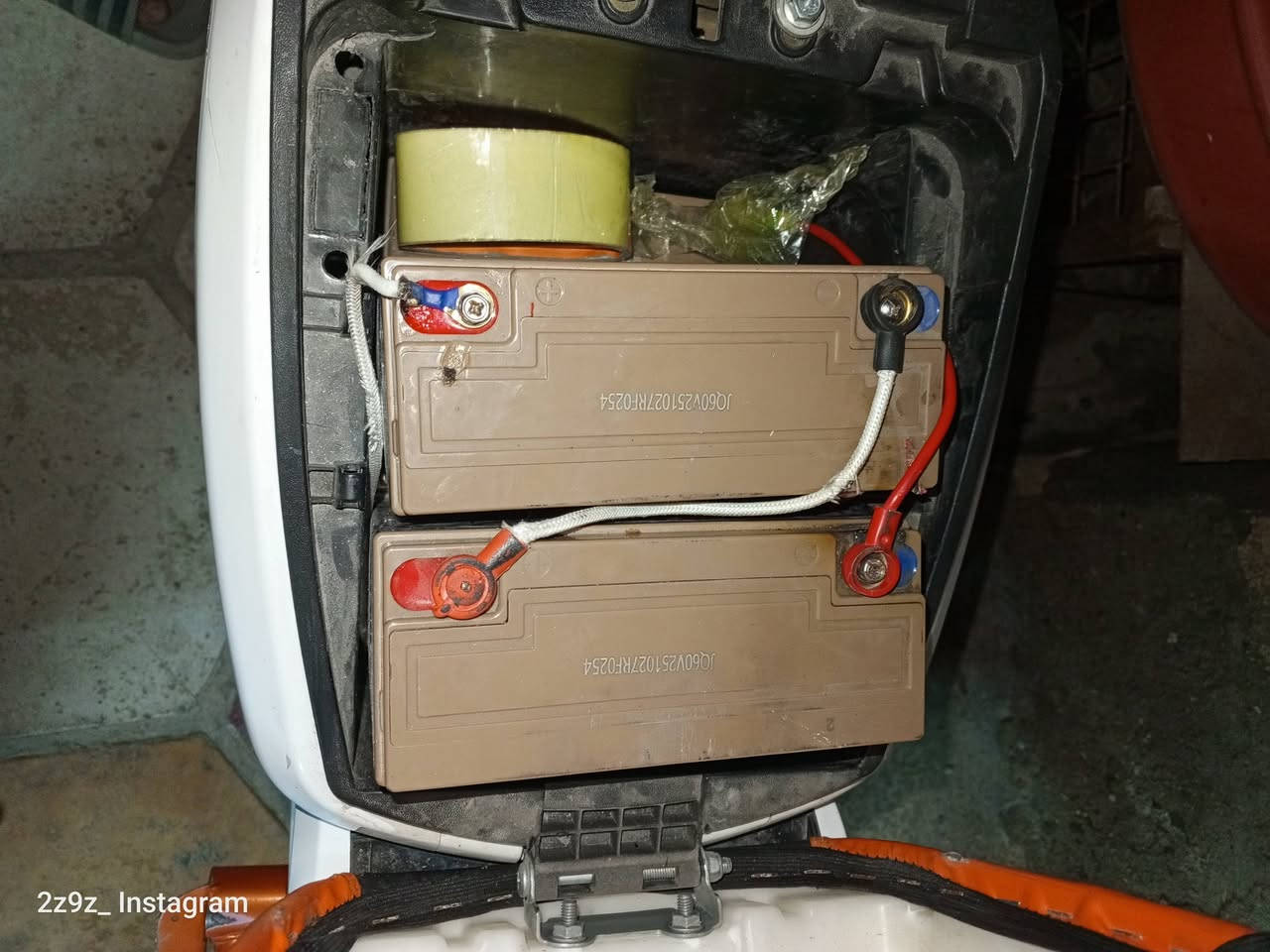 السلام عليكم دراجة اكس 900نظيفه بس المدكر الامامي بي كسر غليل والكفر الامامي مكسور شويه اما الباقي مكفول سعر 450وبيهه مجال شراي تابعني وتعال خاص


**إذا كنت صاحب هذا الإعلان وتريد حذفه لأي سبب، رجاءا أرسل رسالة إلى الدعم الفني**