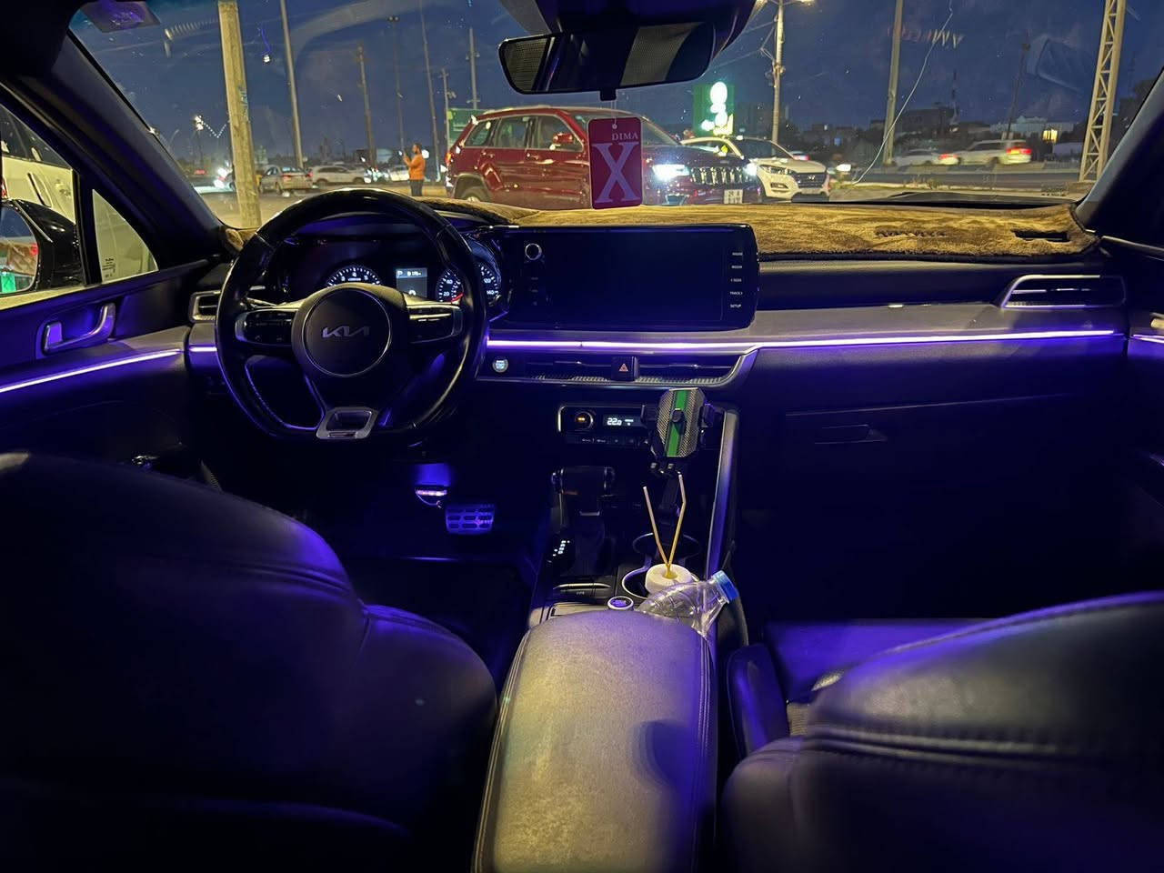 Kia k5 2023 GT line
محرك 1600 تيربو 

اللون سمنتي 

الرقم بغداد

 مواصفات 

مثبت سرعة 

رادار امامي 

بصمة ترحيب

سايد بريك بصمة 

مانع انزلاق 

حساس اطارات 

بك لايت لد كامل 

شاشة كبيرة لمس 

كاميرا 

حساسات أبواب 

مراقبة النقطة العمياء 

إشارات بالمري جانبية 

سترين D shape رياضي 

مقعد سائق كهرباء 

نظام قيادة 5وضعيات 

تحكمات سترين جهتين 

اوتو هولد 

تشغيل عن بعد 

شحن وايرلس 

محدد سرعة 

تحذير من الاصطدام 

 فتح بصمة

ملاحظة (حادثة جاملغ وبنيد ولباب مال سايق توحيد لون بدون ضربه بدون معجون بدون دواخل وسونار موجود الباقي مكفول كير محرك تبريد  السيارة نضيفة بمعنى الكلمة رقمه بغداد بسمي تحويل مباشر  )

السعر (175$ورقه)

رقم الهاتف*********** و بي واتساب
