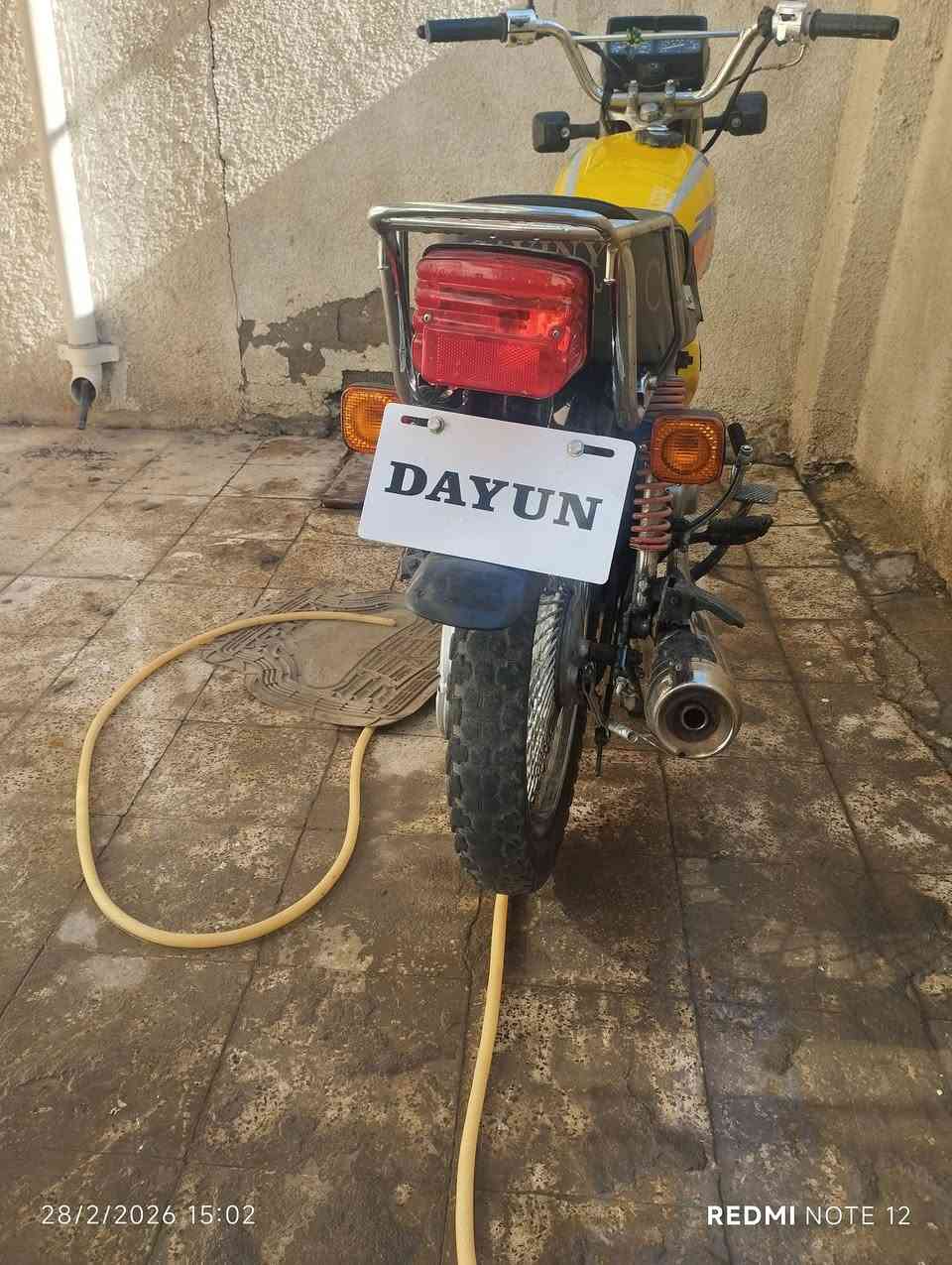 السلام عليكم اربعه كير ٢٠٢٠ اوراق منفيس وكمرك  بيهه مكينته مجفته جديد ناعمه وحلوه ساعه دخن ساعه لا زنجيل وقمجي جديد للبيع او المراوس ٤٥٠ وبيه مجل شي قليل حك الجيه مكاني بغداد***********
