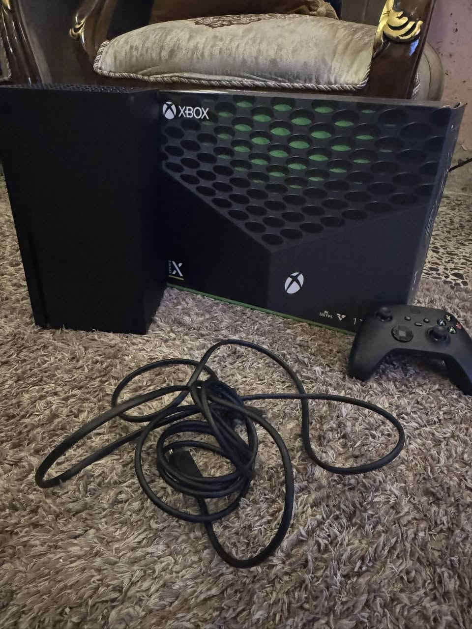 سلام وعليكم اكس بوكس سريس اكس حيهاز استعمال اقل من شهر نضافه 100/100 لامفتوح ولا مصلح لك استيكر كامل ملحقات و زائد ضمان 6 ايام سعر جيهاز 760الف مكاني بغداد بلديات رقم ***********
