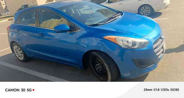 السلام عليكم ورحمة الله وبركاته هيونداي النترا هاشباك 2018 للبيع فقط حادثها موضح بالصور + وبيها باب السايق مصبوغ وبيها طخه من وره السعر 89$ وبيه مجال للطيبين اللاستفسار اكثر ***********
