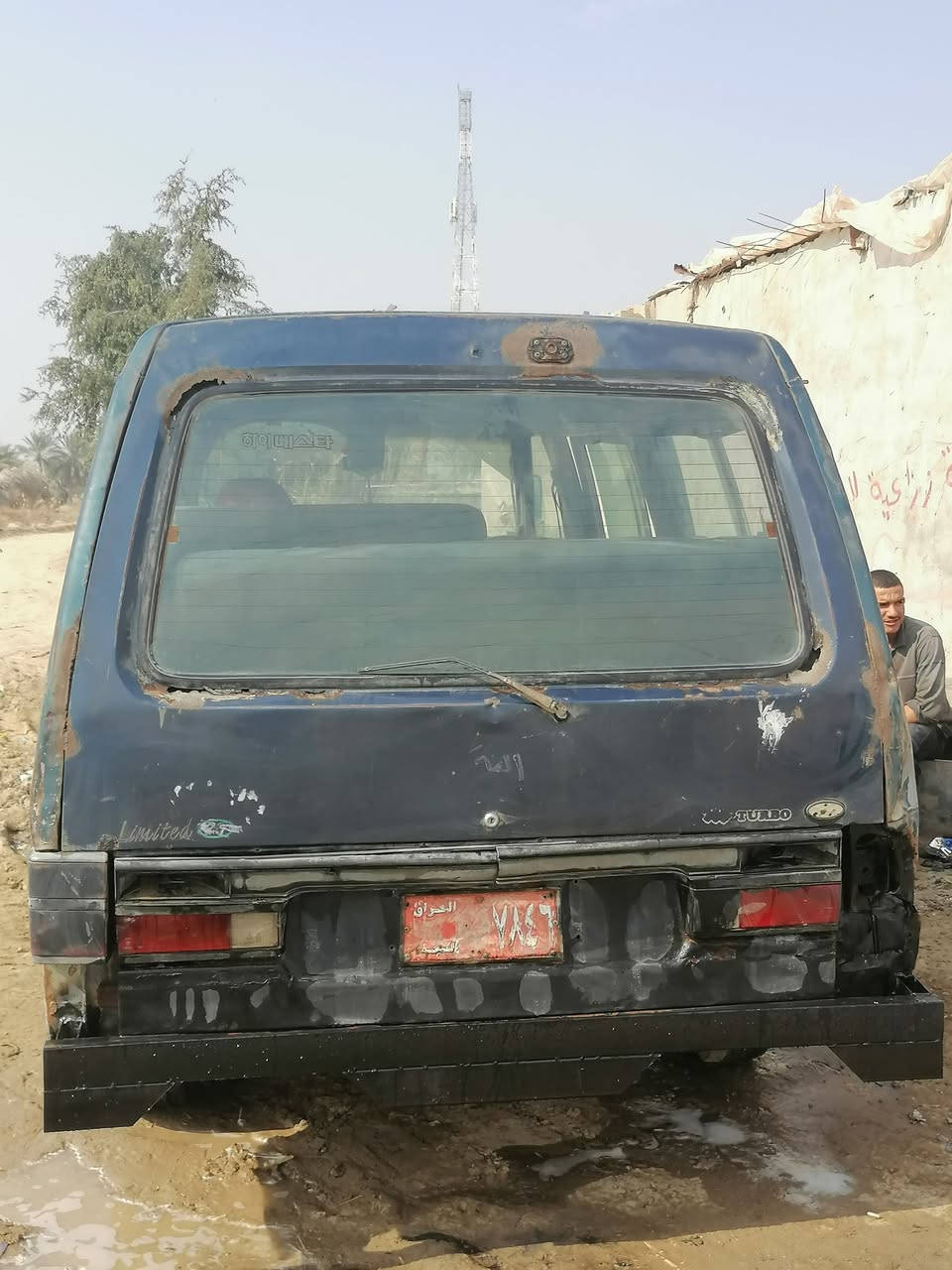 سلام عليكم كيه بسته لبيع سياره جاهزه محرك وكير وكسل كفاله عامه تخم تاير راعي ماندله رقم حمر ريده سعر 13وبيه مجال وهاذه رقمي ***********سياره جاهزه خير من الله
