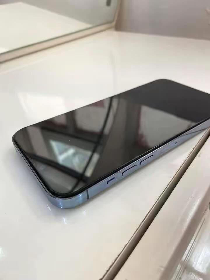 مستعجل ع بيعته مكفول فقط الفيس إيدي واكف
ايفون ١٣ برو ماكس 

ذاكرته ٢٥٦ @@@@. بطاريه ٨٥ 

الجهاز مكفول عدا الفيس إيدي وكف بالتحديث 

جهاز نظيف نموذج أم عربي اصلي 

مكاني بغداد / البياع ——- توصيل ماكو ماعندي 

السعر. ٥٧٥ وبي مجال بسيط 

للاستفسار اتصل ع الرقم ***********
