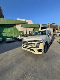 نوع السياره : تويوتا لاندكروزر  VX lmted ســـــــنة الــــصـنع:2024  ا...