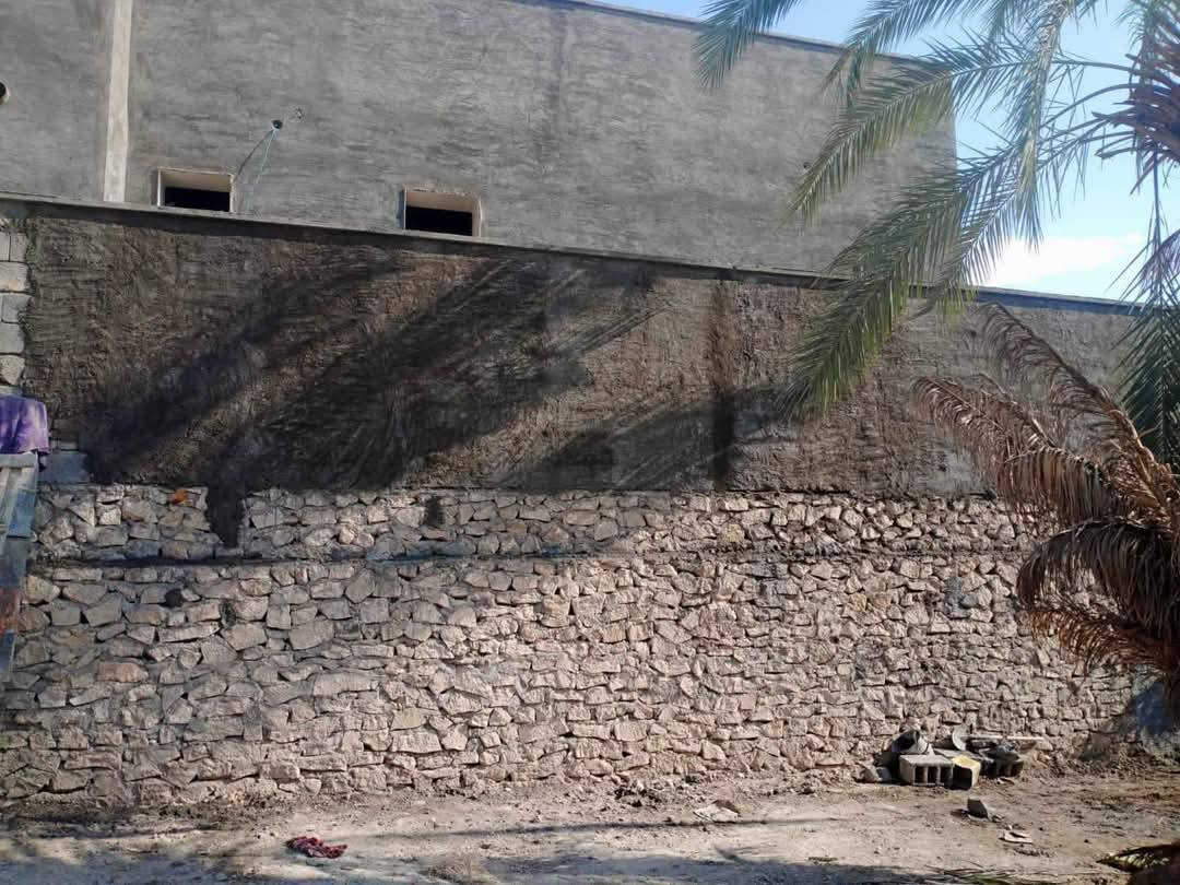 كادر المقاول عبد الملك
نحن نقوم بأعمال حفر ورصف المنزل وصب الخرسانة ونقل الحجارة والجص والبلوك، كما نقوم بأي نوع من العمل الذي تحتاجونه. أسعارنا تناسبكم، ونتشرف بحضوركم. فريق المقاول عبد الملك متاح للحجز على الرقم ***********. نرحب بتواصلكم معنا.
