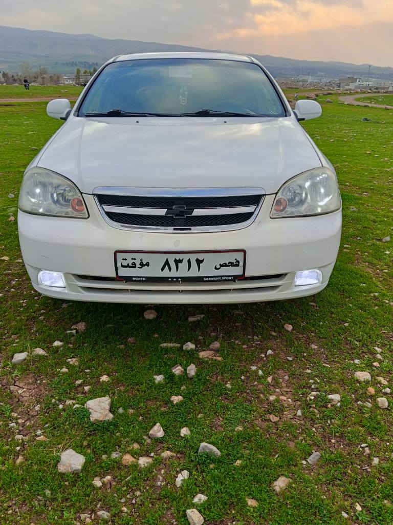 ئۆپترا       2011
***********
ئۆتۆماتیک 
تەبرید ساردوگەرم 
بێ بۆیاخ بێ شوختوقوپاوی
چوارتایەی تازە
مەکینەوگێڕبەشەرتی فیتەر
کارەبای هەمووی مەزبوتە
 تەقەوڕەقەی هیچ نییە
کامل کراوەبەزینۆن 
چوارجام کارەبای ئاوێنە کارەبای
نرخ 54$ مەجلێیکی کەمی برایانە حلبجة, السليمانية
