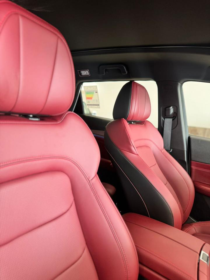 سلام عليكم اخوان جيتور X70 السياره كفاله عامه ماشيه 30 الف السعر 175 وبيهة مجال ***********
