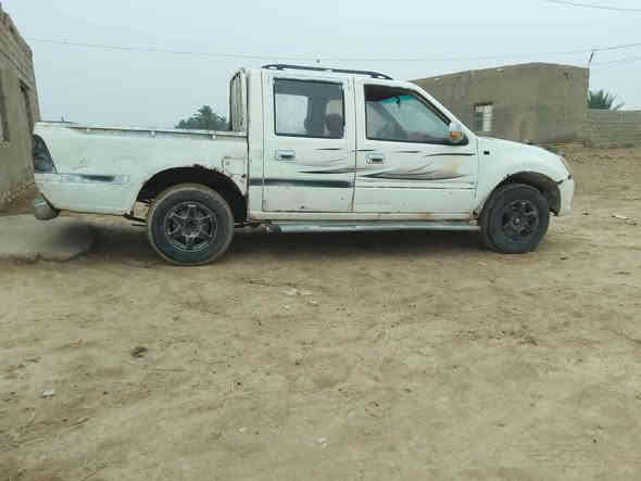 سلام عليكم فتون 13 رقم بصره  ماندل راعيها سياره حلوه  وجاهزه كير ومكينه مكفولات شرط حداديه  تايرات جدد كهربائيات شغاله السعر 18 وبيها مجال قليل مكان السياره ناصرية الرفاعي اتصال ***********
