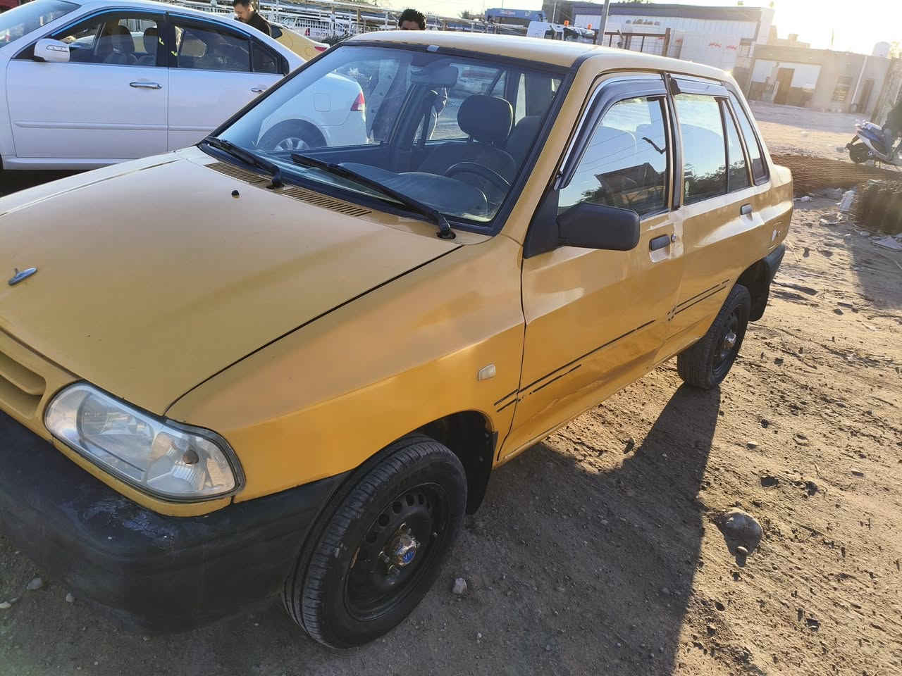 السلام عليكم سيابه موديل 2014
رقم بصره نكليزي باسمي 

مصفره هيئه وغرامات سياره نضيفه وحلوه وجاهزه من كلشي سعرها 25 

‏‪0780 020 3537‬‏

مكانها ناصريه قلعه سكر
