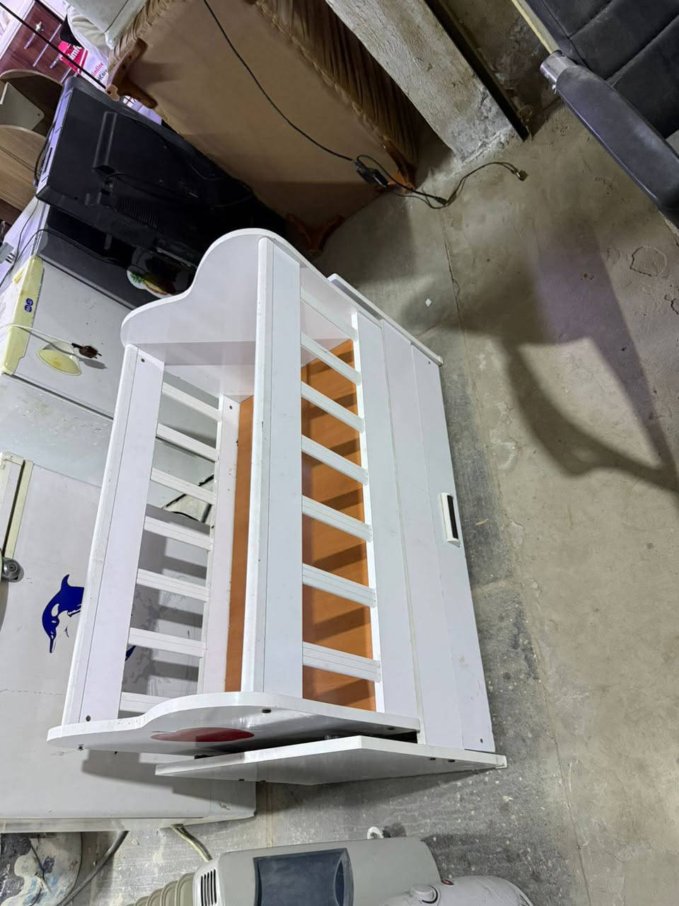 على بركة الله تم وصول حاويه غراض منزليه باله وجديد 
عنوانه قرب ساحة  التشابيه ***********واتساب
