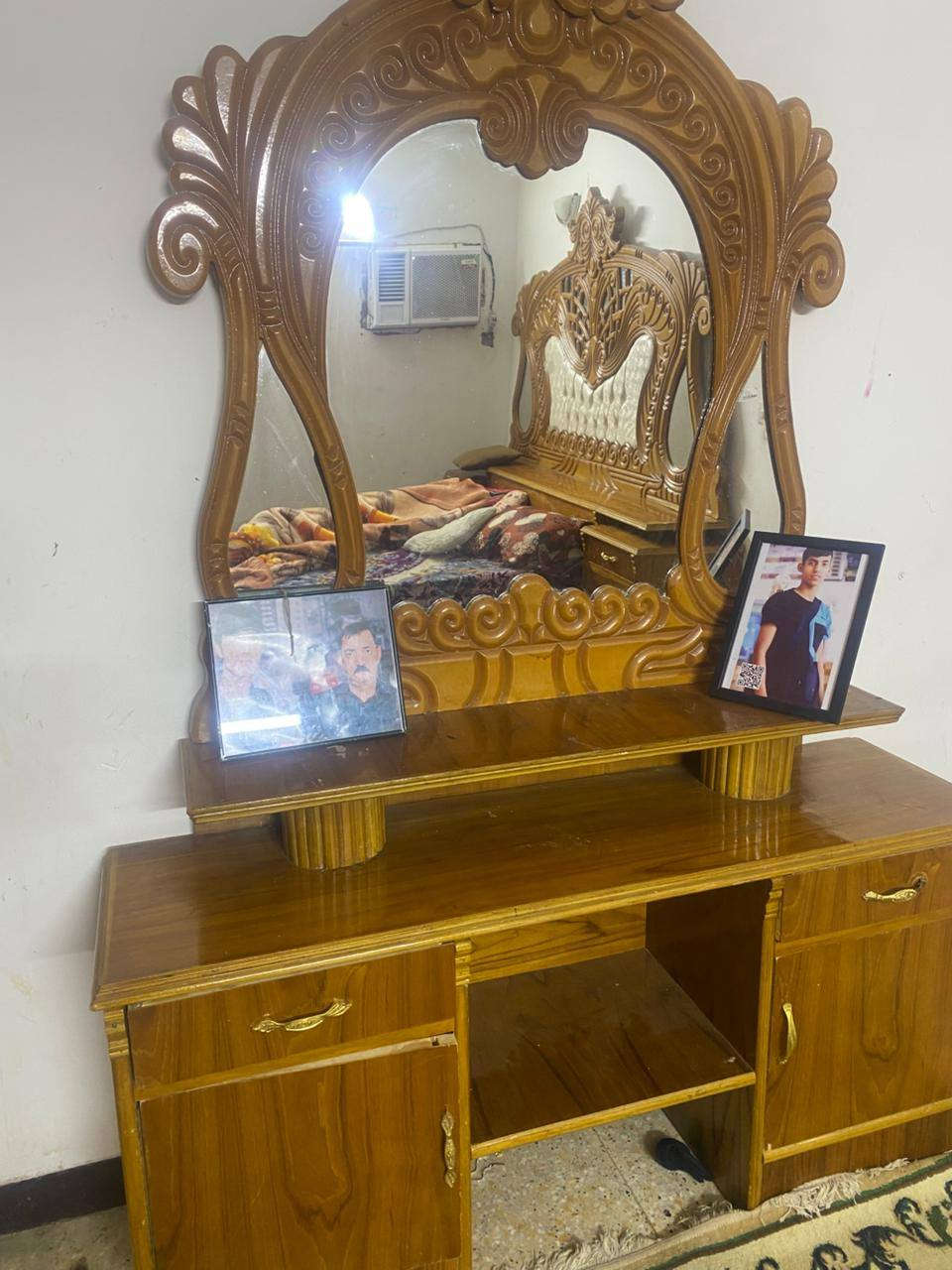 سلام عليكم اخوان غرفه لبيع شراي يخابر على رقم *********** موجود بيه واتساب مكاني ميسان مركز المدينه ويدلل
