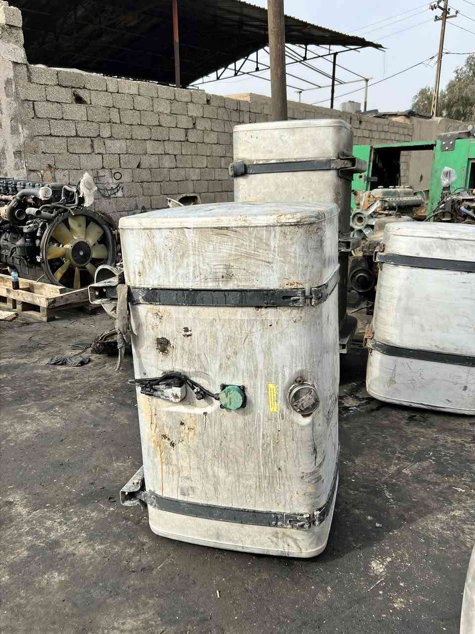 تانكي كاز سكانيا اوربي للبيع
حسب لتر
***********
