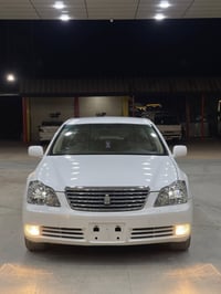 تويوتا كراون • ٢٠٠٨ • ١٥٠٠٠ كم