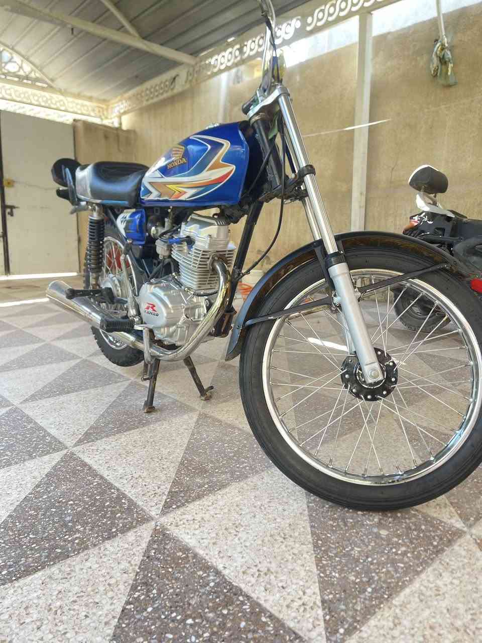 سلام عليكم رابيدو 25 (ادوات) دراجه جديده ومختمه اصلي كلها مكاني بابل مركز ***********
