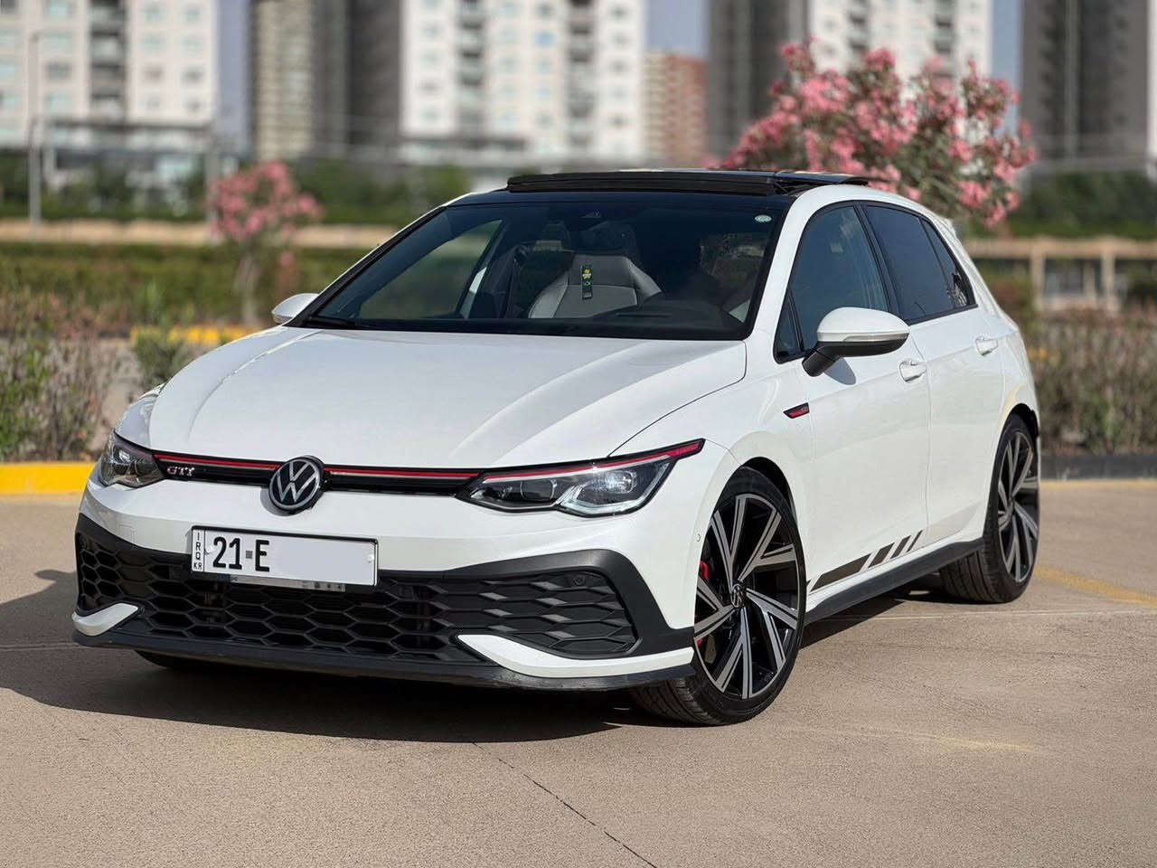 Golf GTi 2022
Clup sport
فول مواسەفات 
مواسەفاتی کڵەپ سپۆرتە
مواسەفاتی گۆڵف R
پانۆراما
کوشن جلد و خەزن و هیتەر
دەبۆ و فلنجە گەورە R
شاشە گەورە
حاسە ٣٦٠
کامیرە
سەماعەو ئیمپیفایەر بیلاد
دەبڵ عەدەسە 
کلین تایتڵ
بی دەعم و بی بۆیاخ 
٧٦مایل ڕۆشتوە
٢٤٣$ مەجالیکی کەم
*********** السليمانية, العراق
