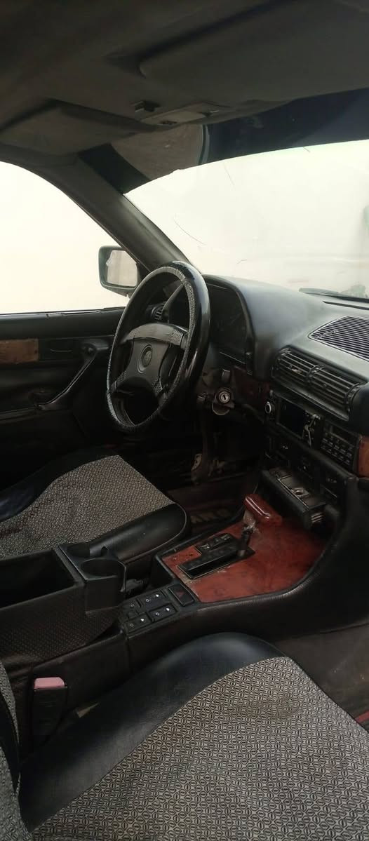 بي ام موديل 91 محرك كير شرط تبريد ثلج رقم انبار السعر 40 بيع او مراوس حسب الغناعه
شعندك نزل
***********
