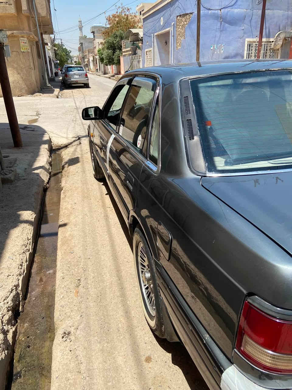 سلام عليكم..
سياره مازدا 626 و 12 بخ 

أربع جامة كهربائية 

صبغ عام فقط لجمالي 

بس بي قطعين

كلشيء بي نضيف مآبي شيء بشرط كير مكينه مآبي عيب

السعر 45 ورق و مجال

رقم تلفون ***********
