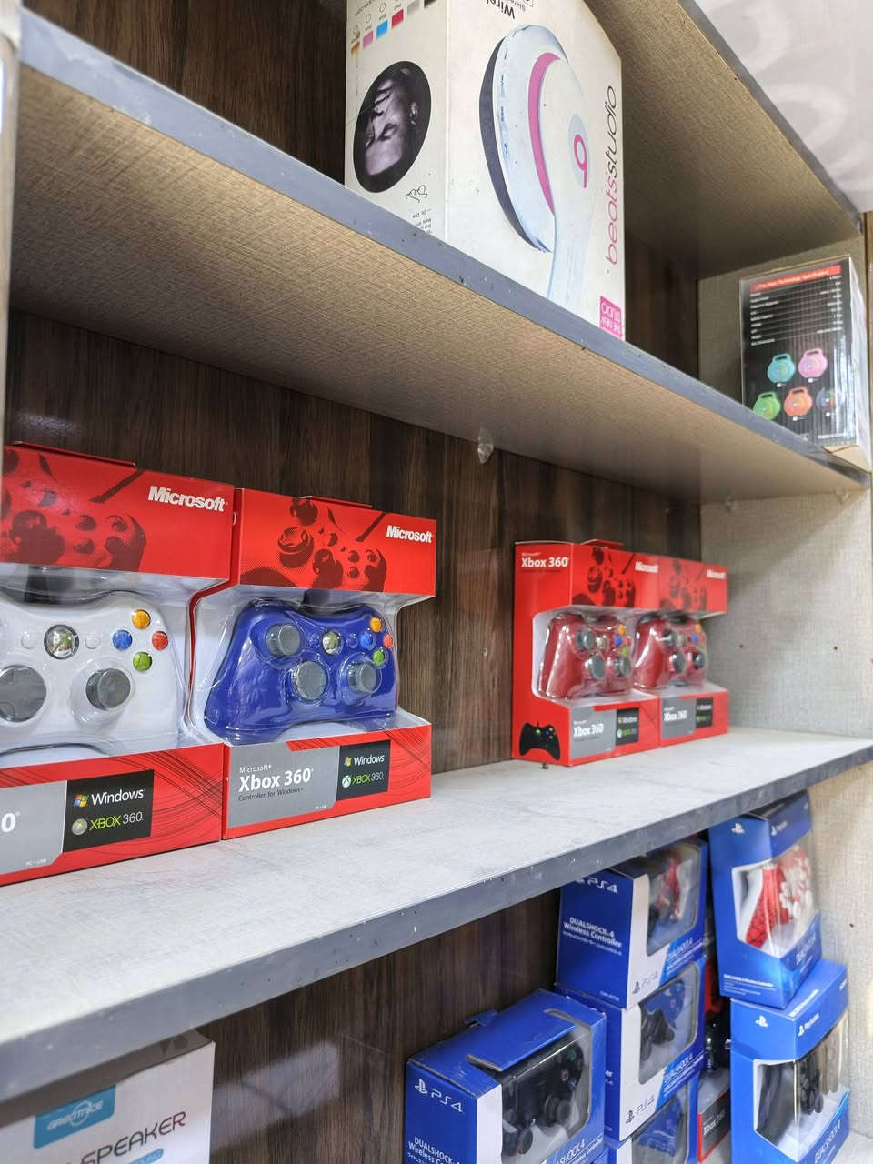 جميع الجوستكات متوفره 🎮
Ps5 
جديد و مستخدم
Ps4
جديد و مستخدم
Ps3
Ps2
اكس بوكس العادي
اكس بوكس360
بغداد مدينة الصدر
توصيل متوفر للجميع المحافظات
***********
